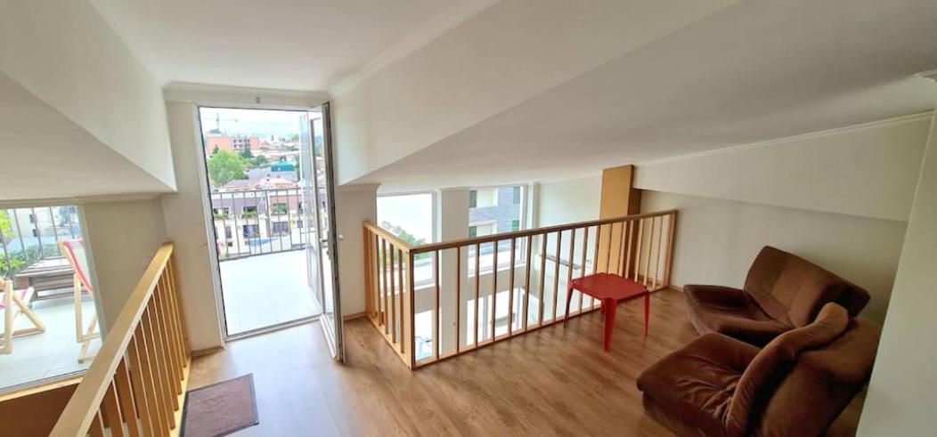 Duplex Apartment In The City Center Tbilisi Esterno foto